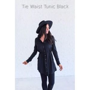 Black tie waist tunic